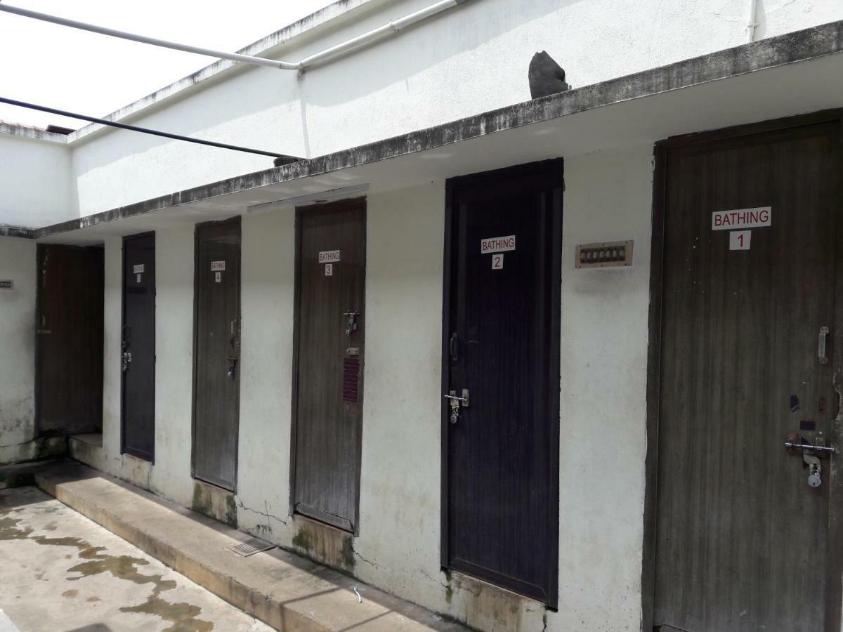 Devasthanam Lodge Thiruvananthapuram Екстериор снимка