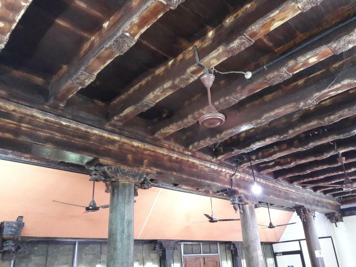 Devasthanam Lodge Thiruvananthapuram Екстериор снимка